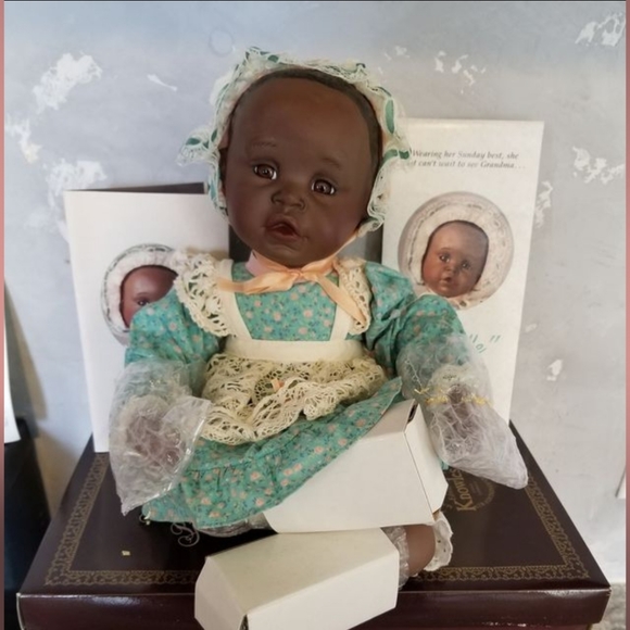 Ashton Drake Galleries - Picture 3 of 5